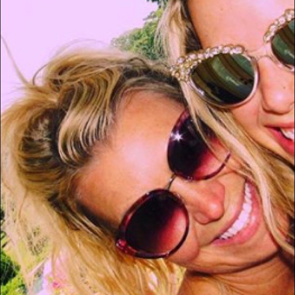 AUTHENTIC CHANEL SUNGLASSES - Picture 7 of 7